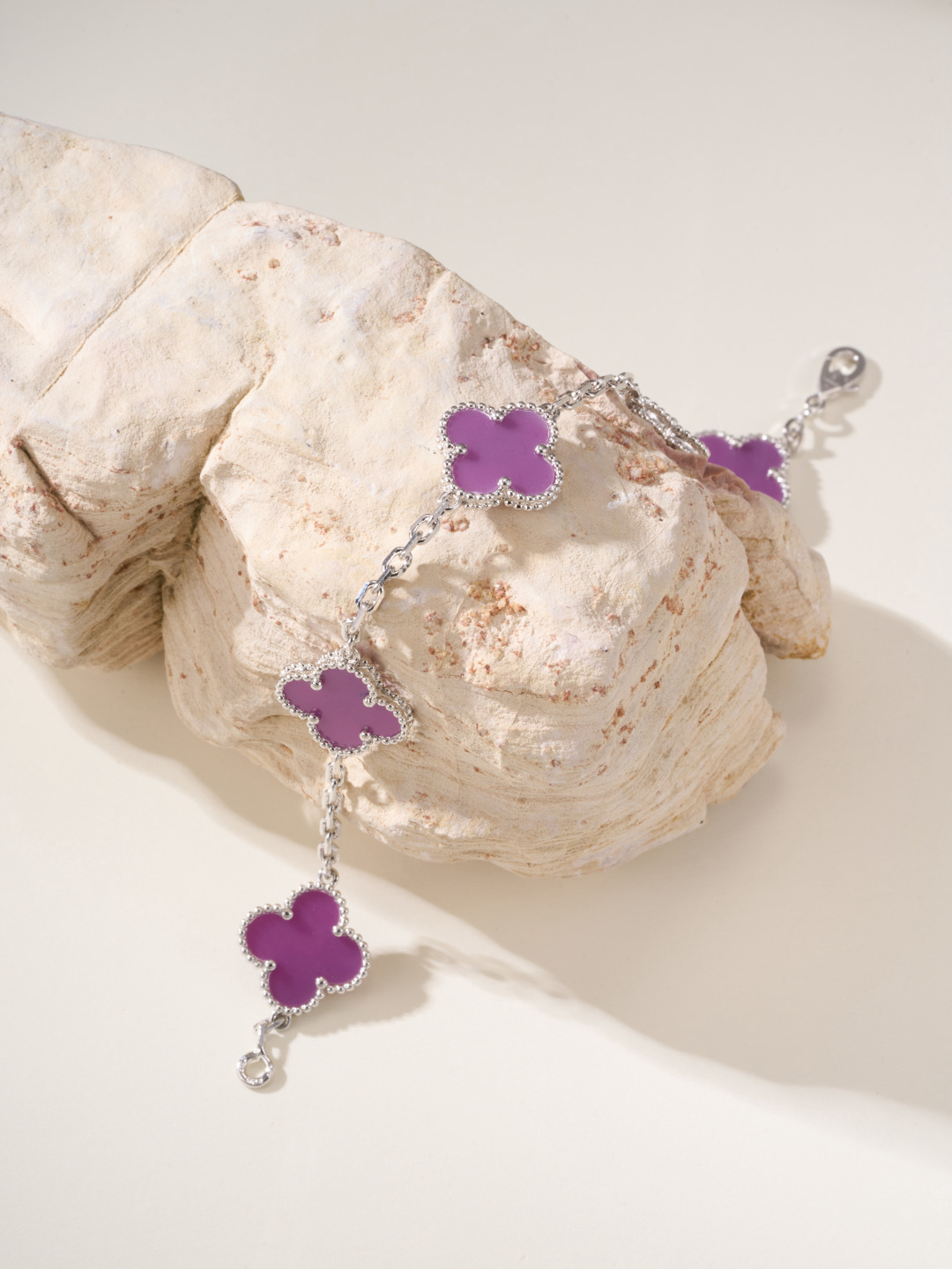 Van Cleef & Arpels Bracelet-86