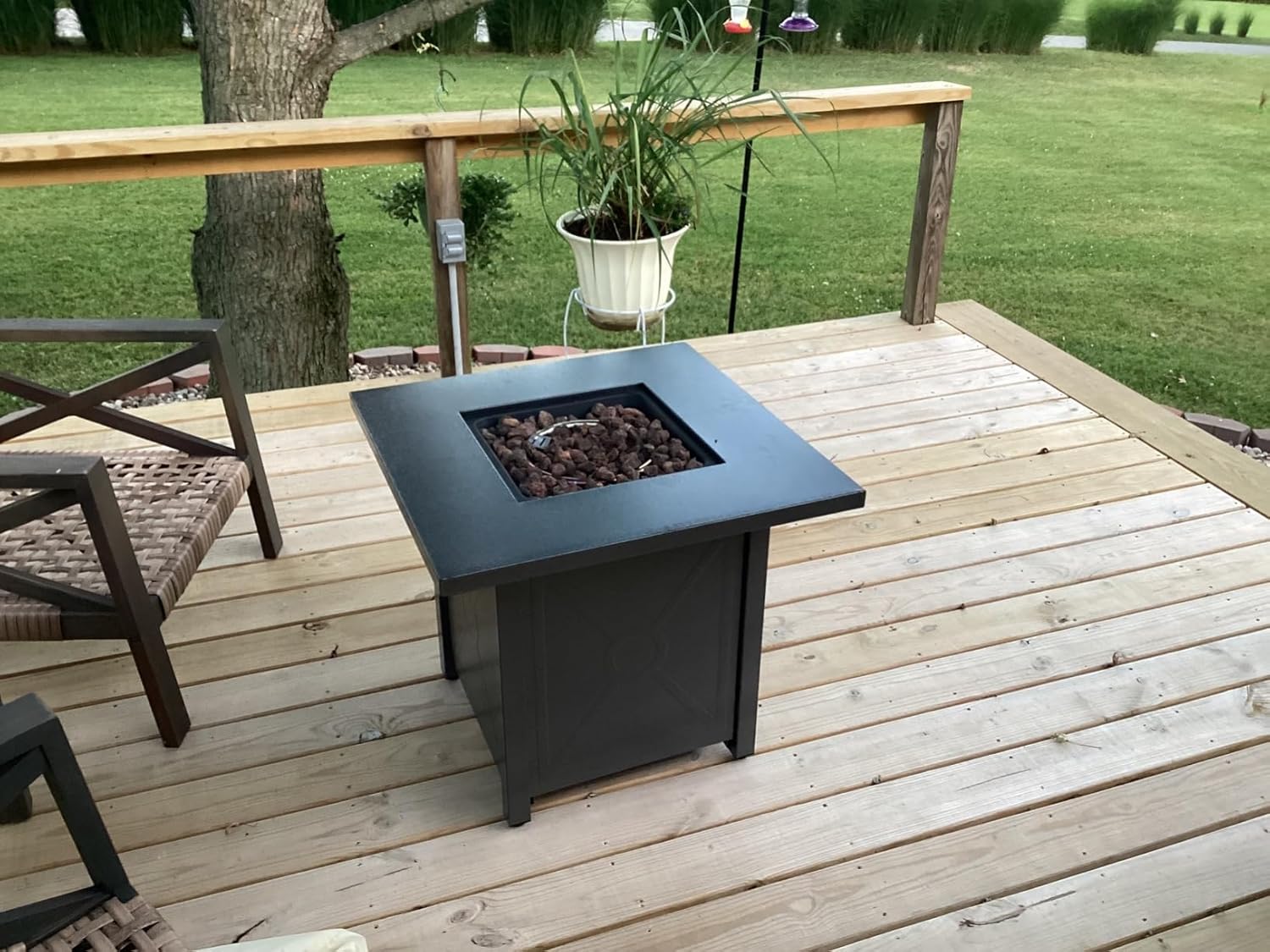 R.W.FLAME 28'' Propane Fire Pit Table, 40,000 BTU, Portable, with Lava Racks, Lid, Rain Cover, Smokeless for Outside Paito/Garden/Backyard