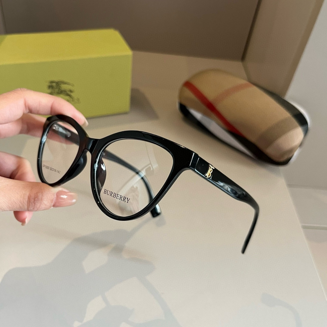 Burberry glasses-17