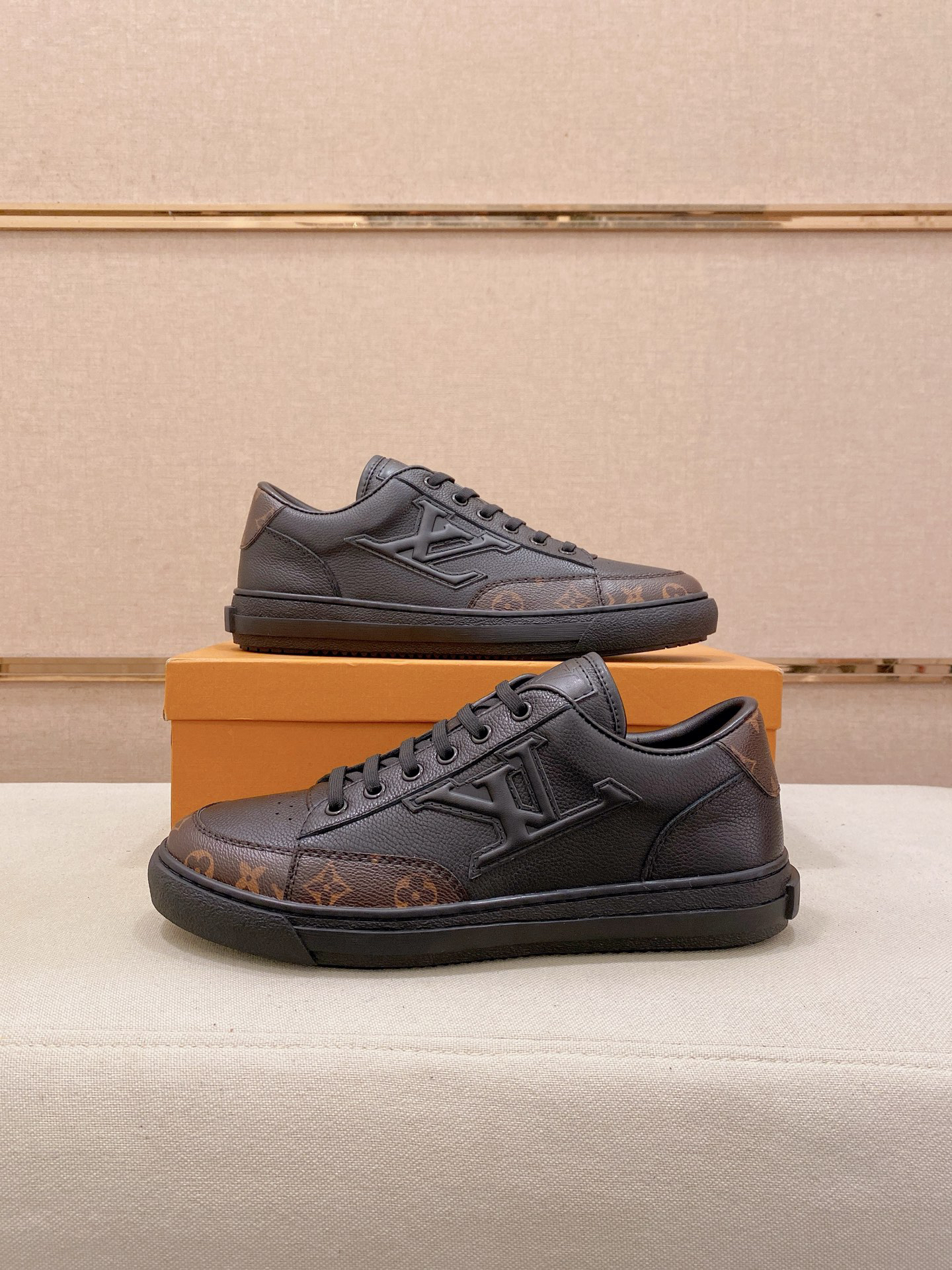 Lv Sneakers-95