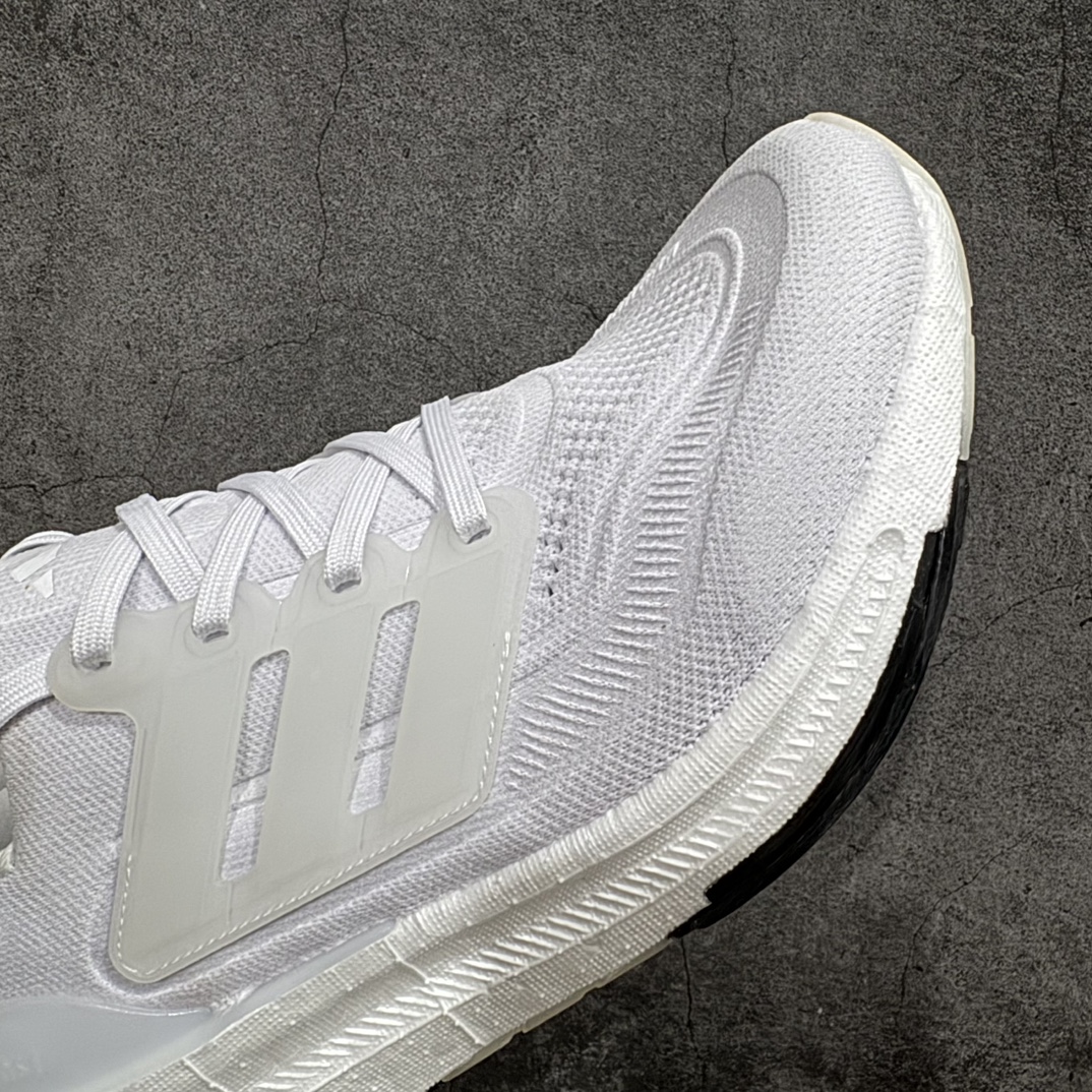 Adidas Sneakers-351
