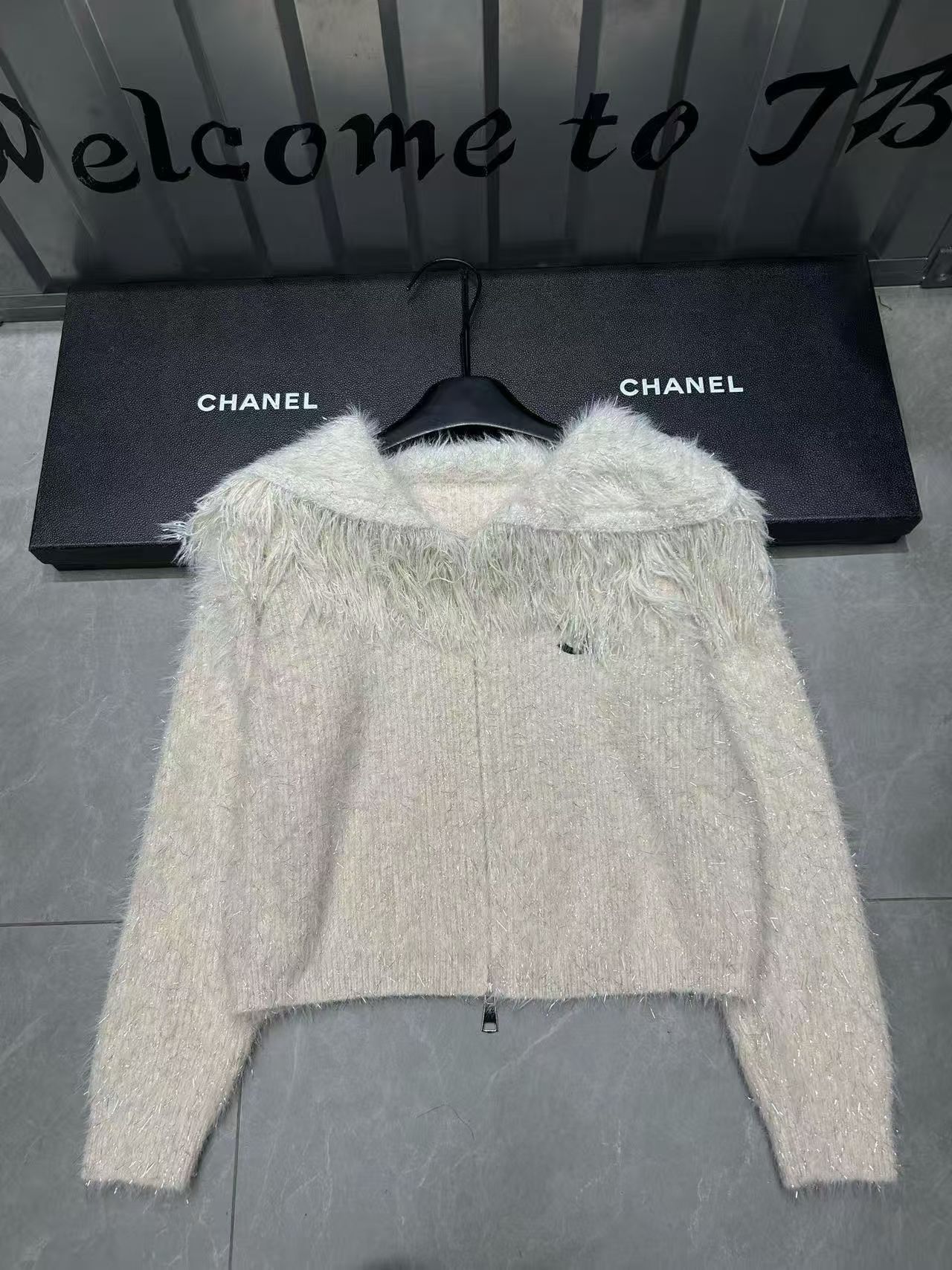 Chanel Clothing-232