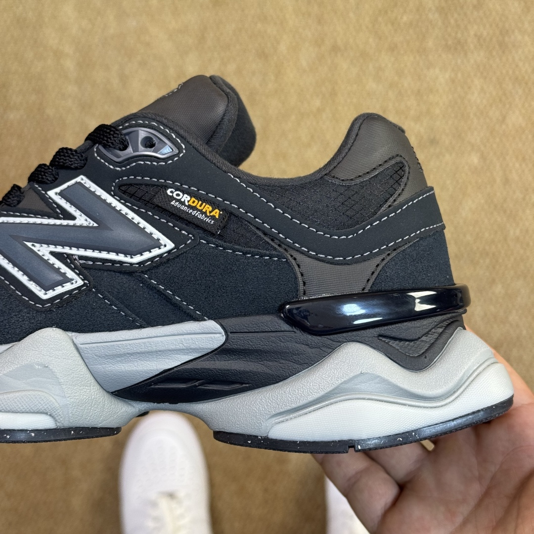 New Balance Sneakers-270