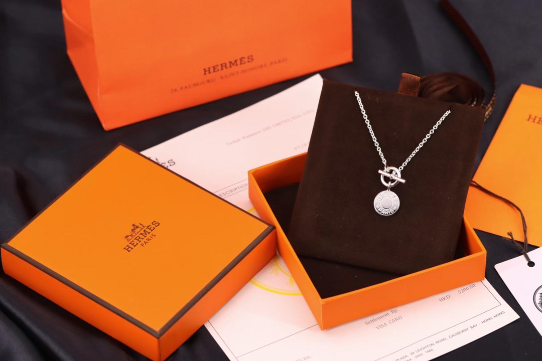 Hermes necklace-35