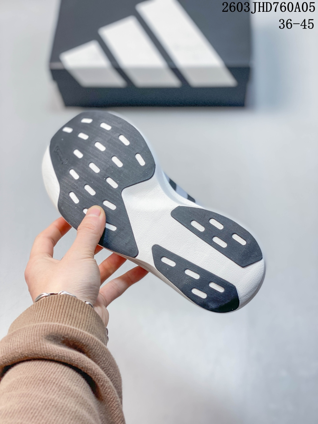 Adidas Sneakers-299