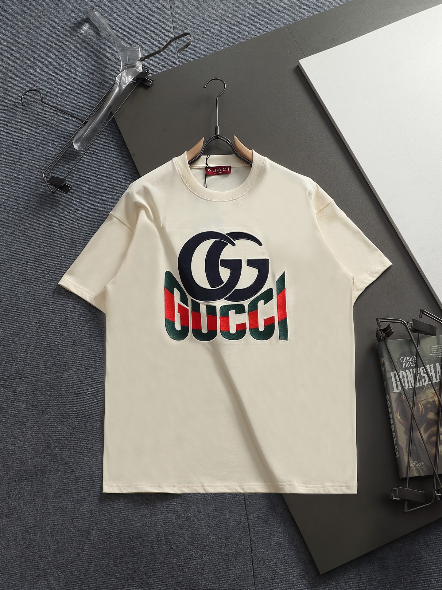 Gucci clothing-145