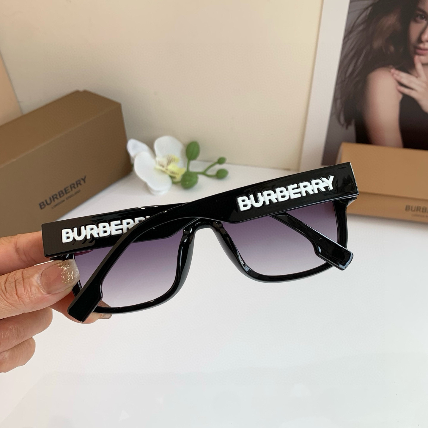 Burberry glasses-75