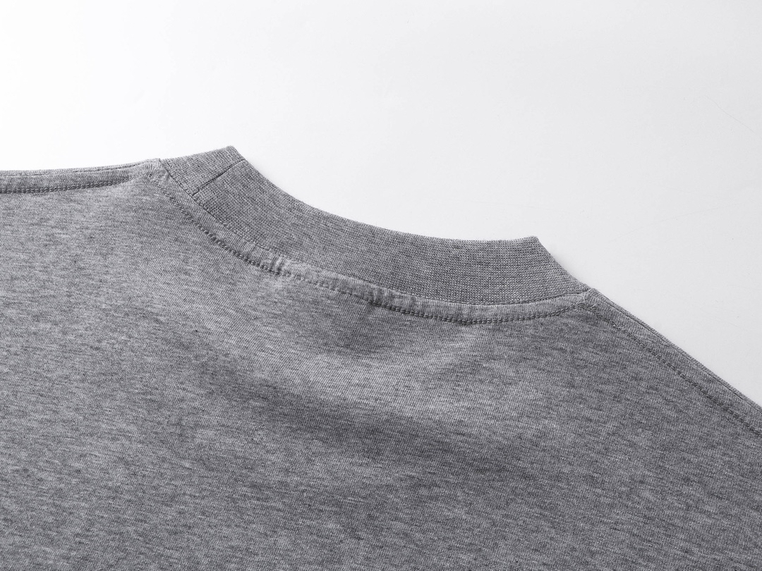 Balenciaga clothing-239