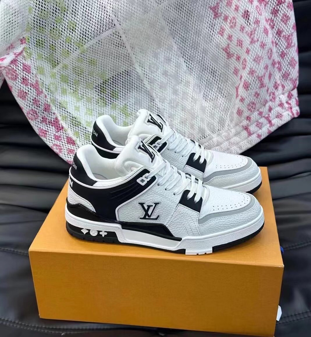 Lv Sneakers-41