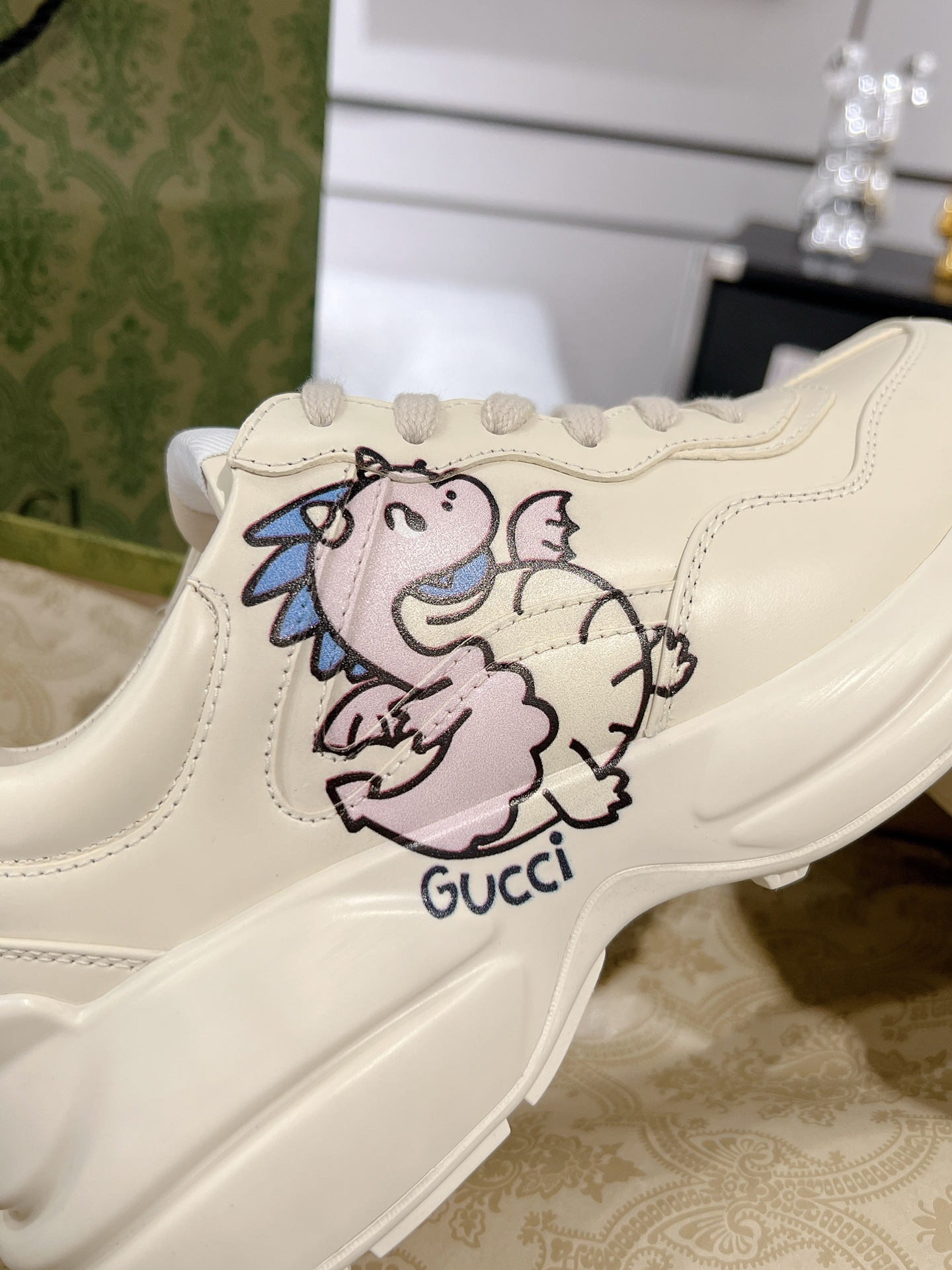 Gucci Sneakers-28