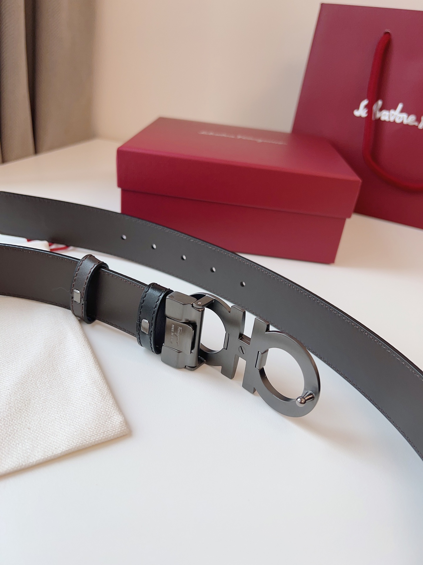 Ferragamo belt-133