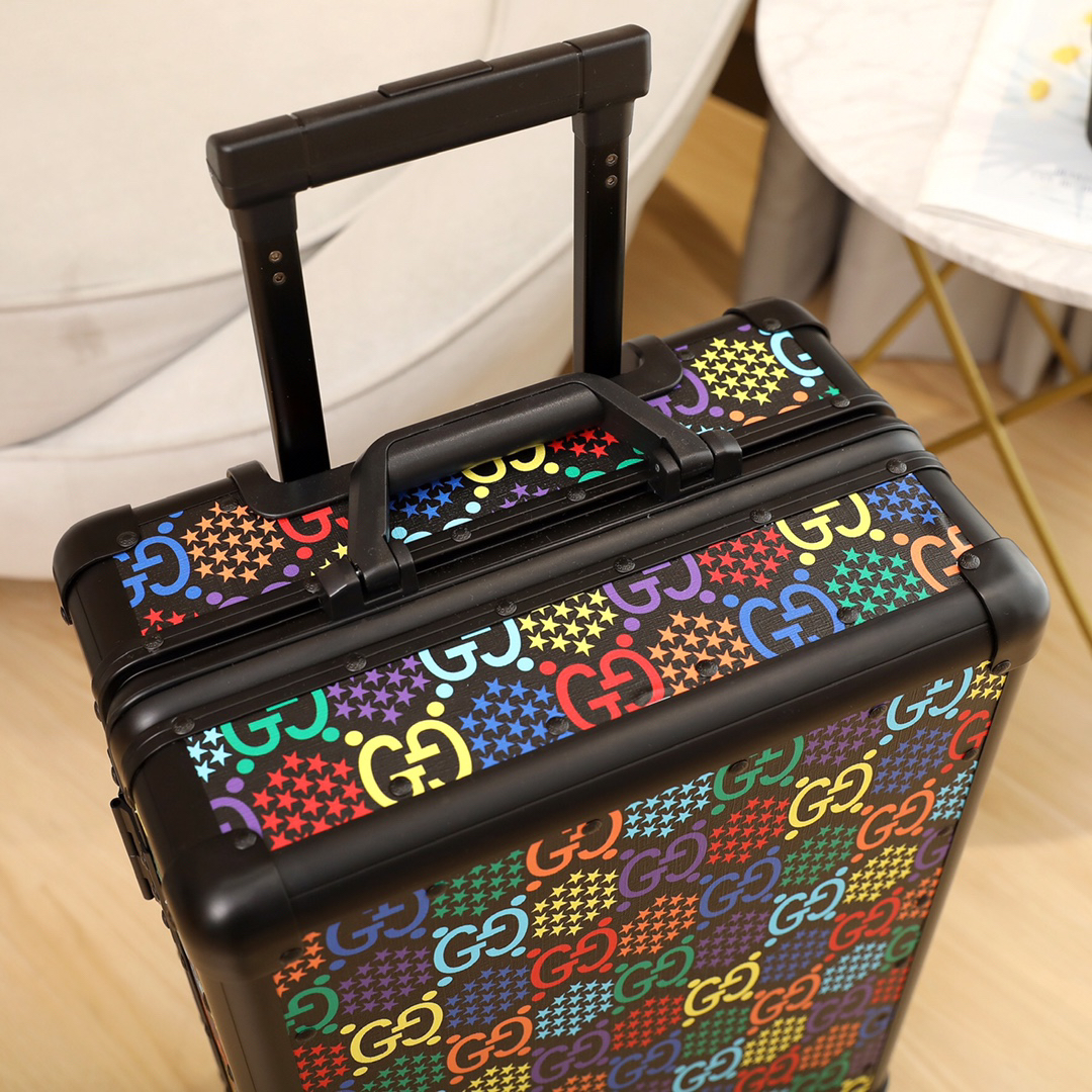 Gucci luggage-31