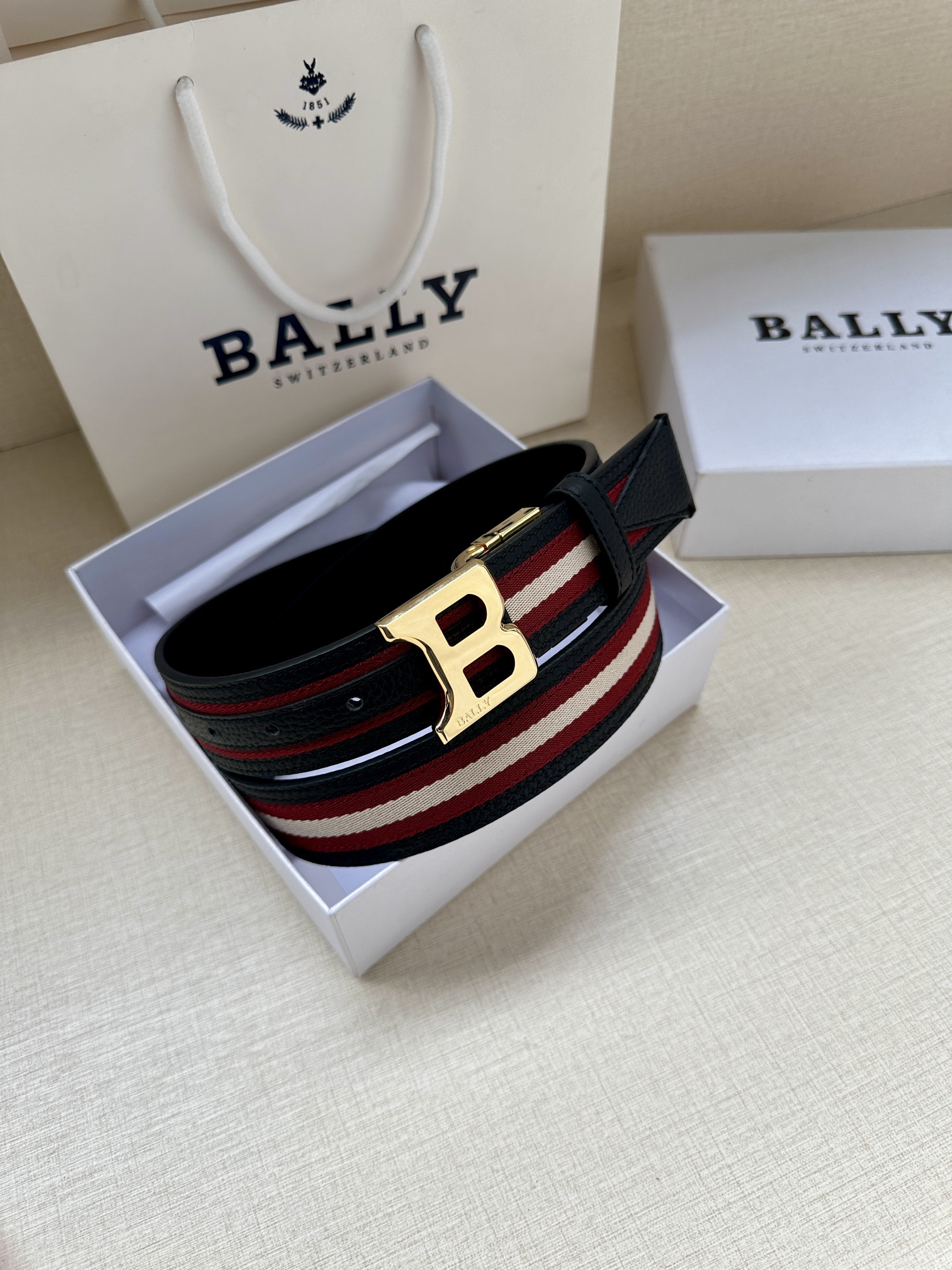 Burberry belt-77
