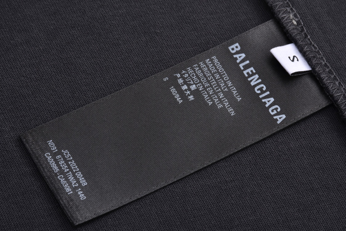 Balenciaga clothing-260