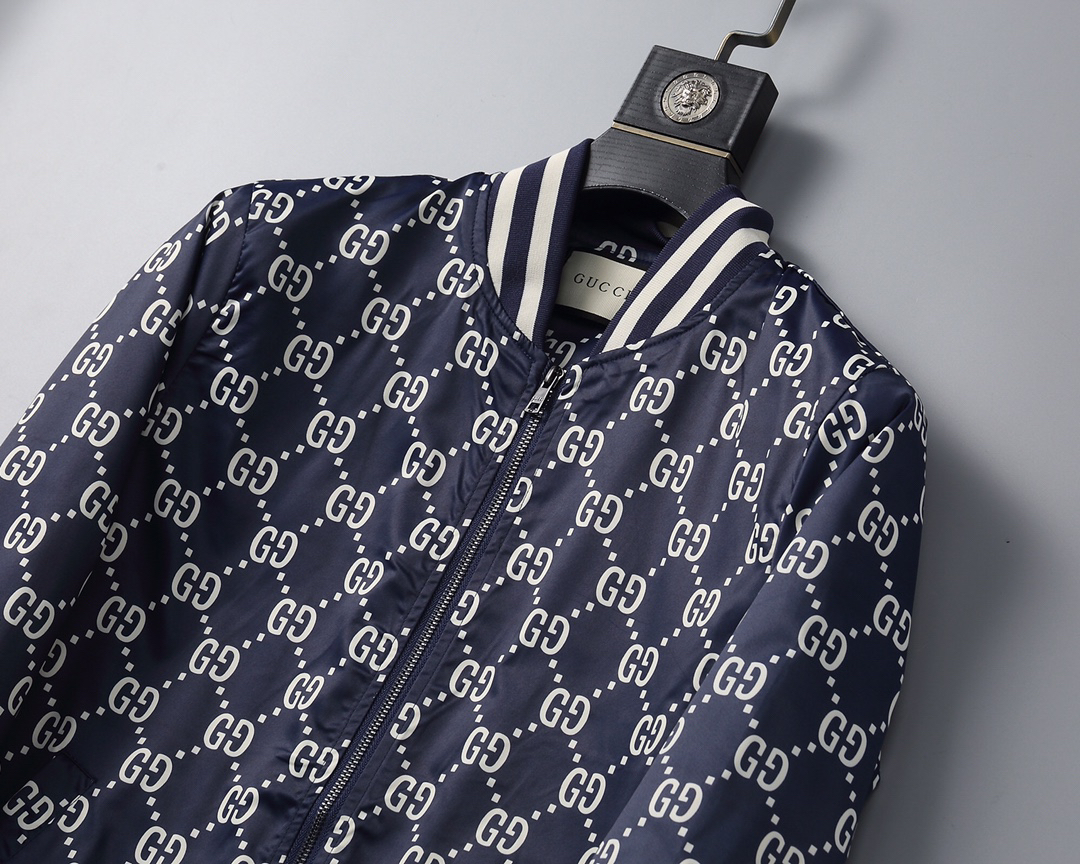 Gucci Clothing-317