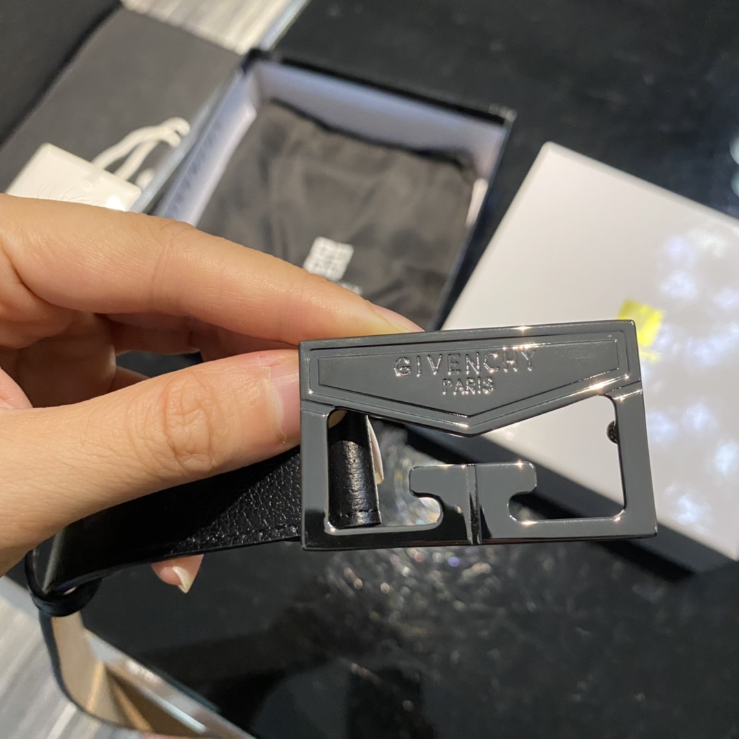 Givenchy belt-109