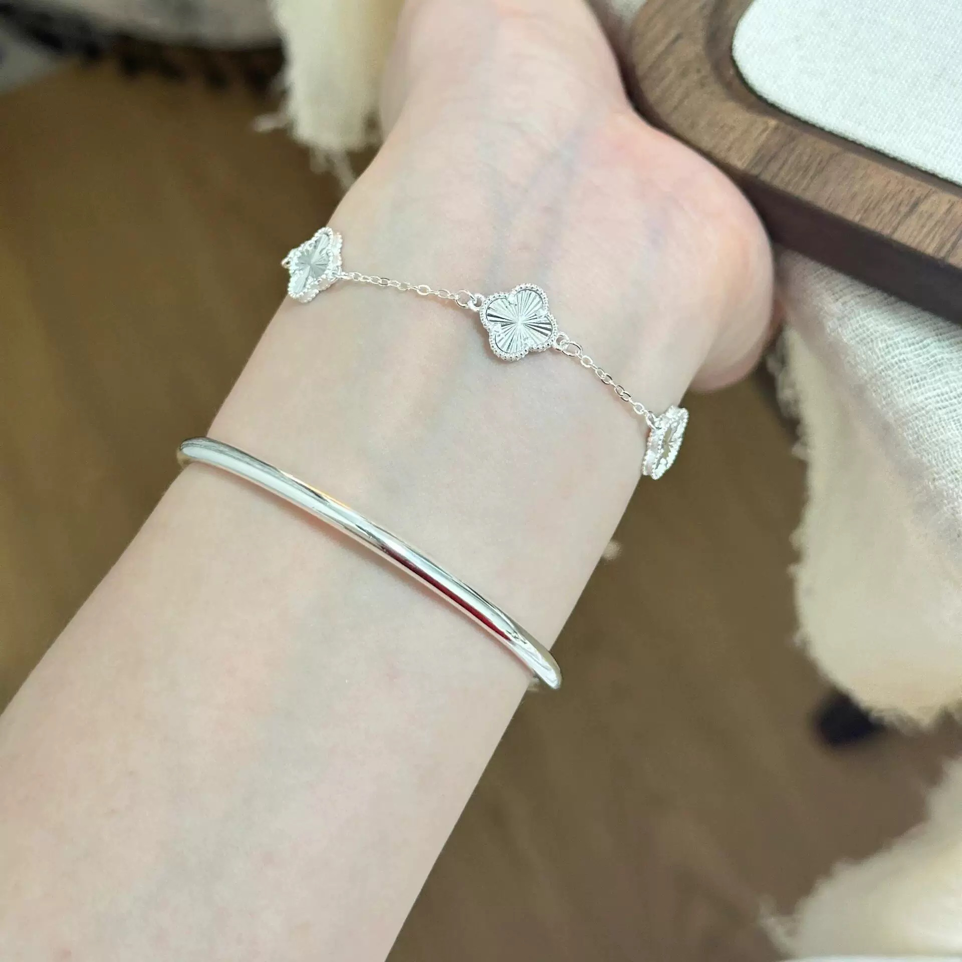 Van Cleef & Arpels Bracelet-92