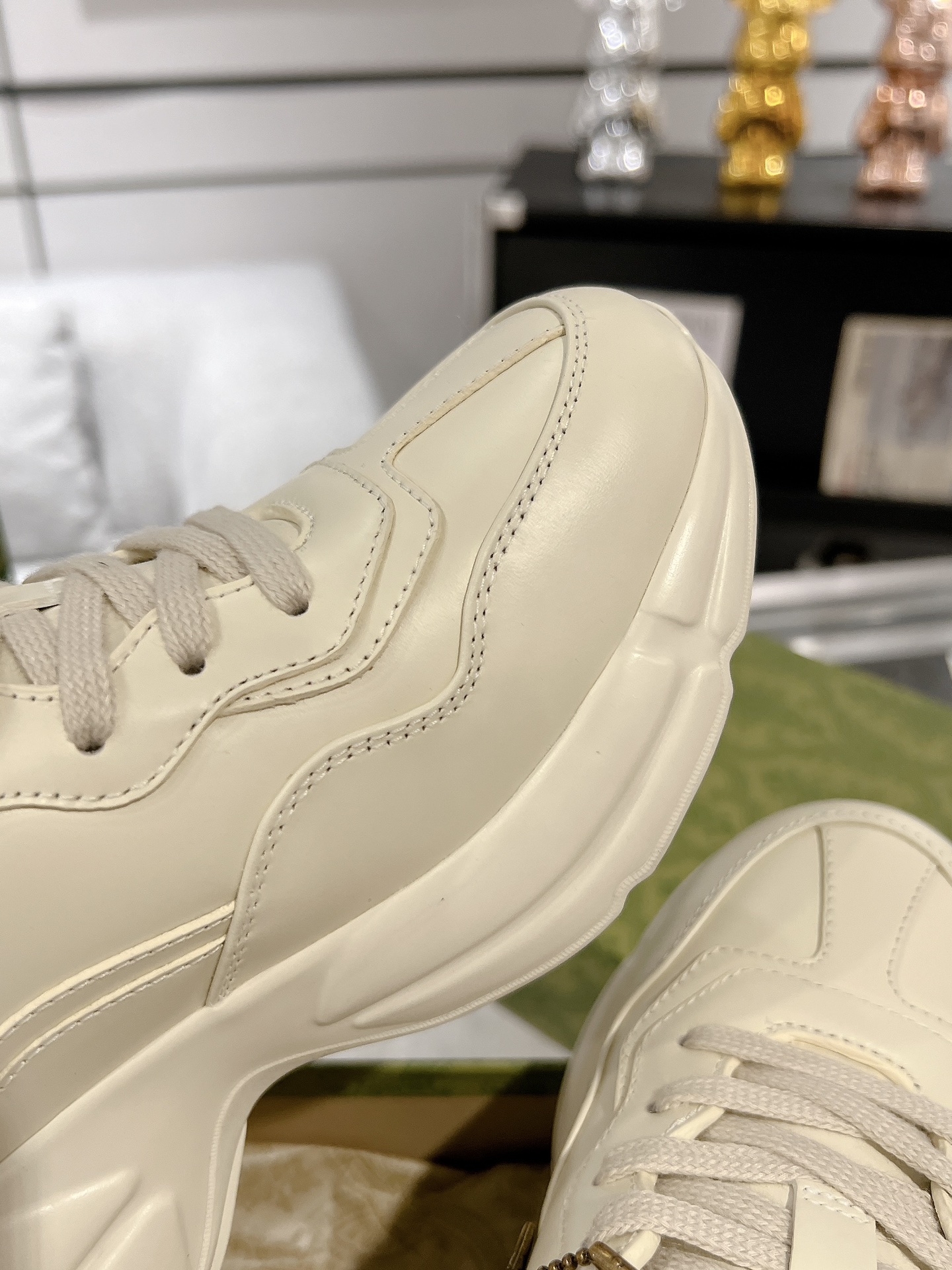 Gucci Sneakers-28