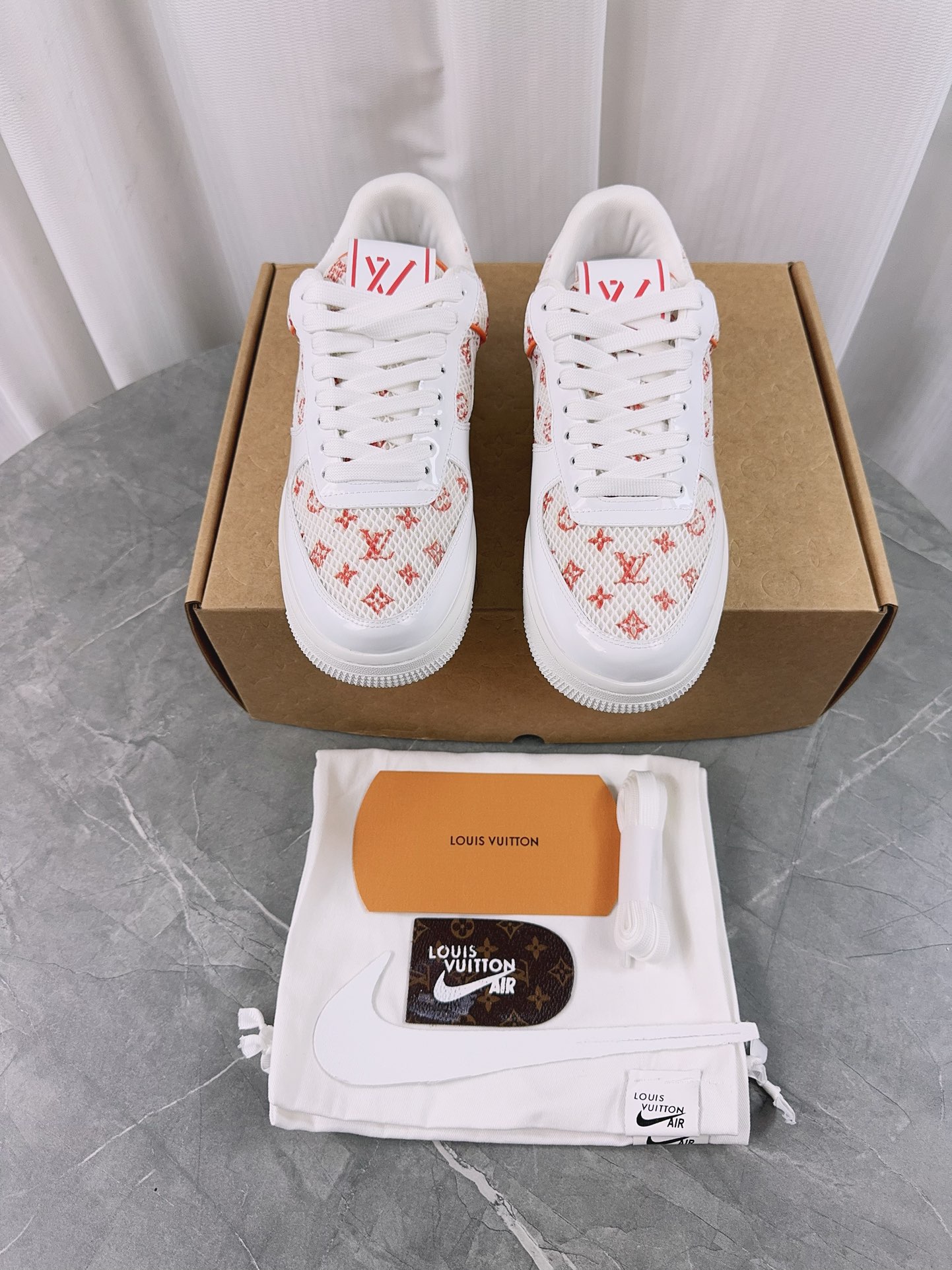 Lv Sneakers-245
