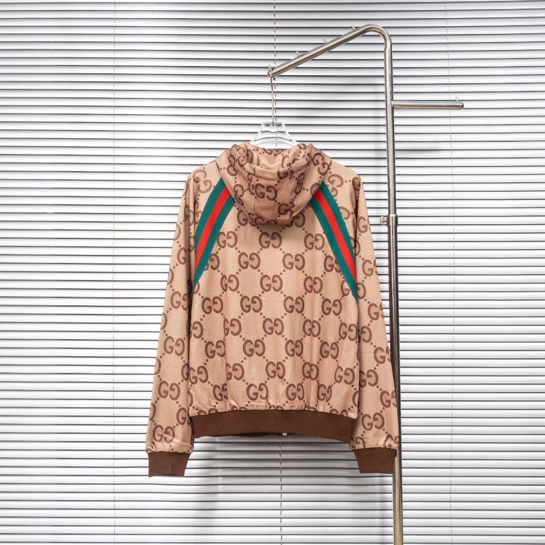 Gucci Clothing-295