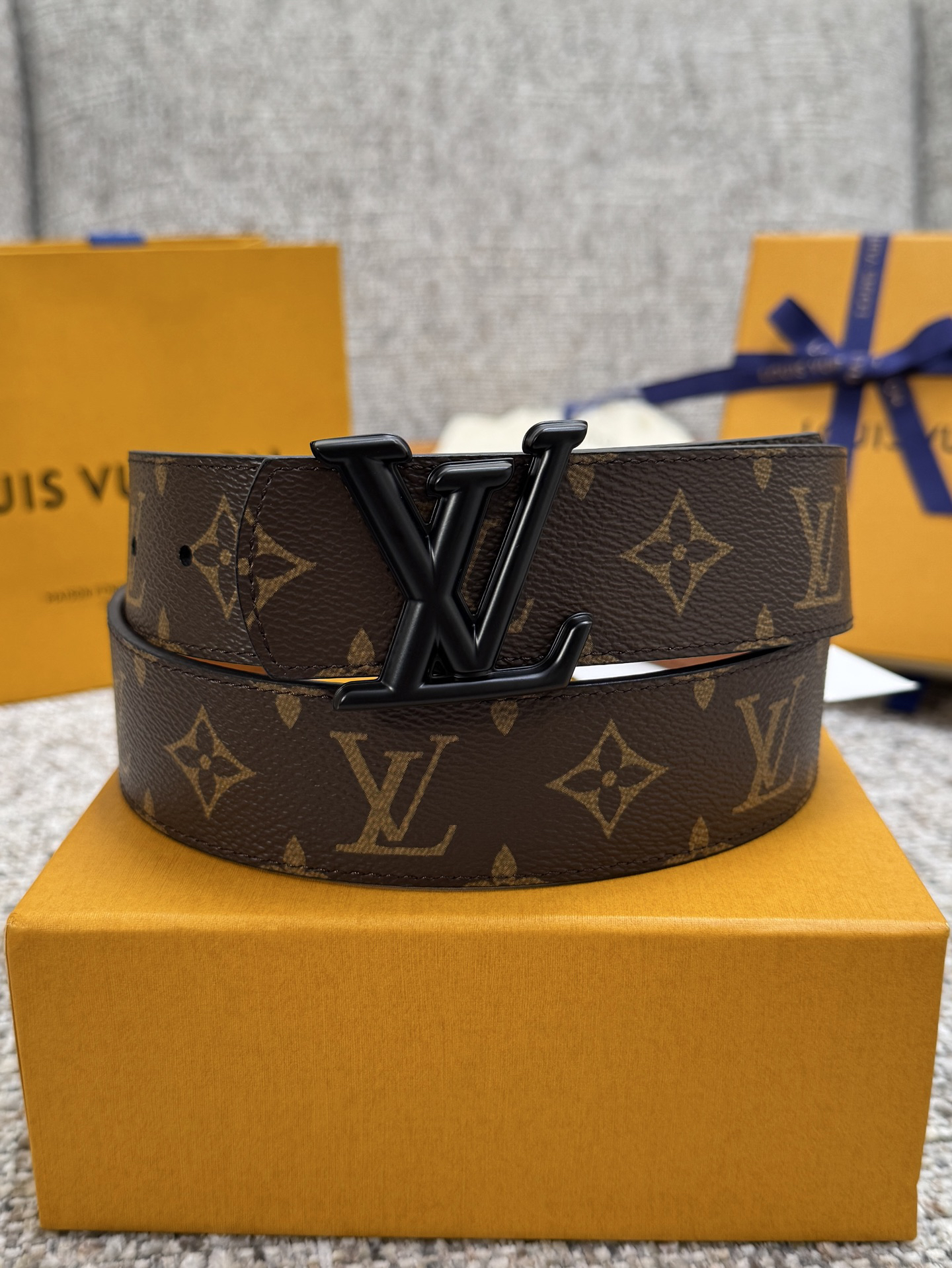 Lv belt-47