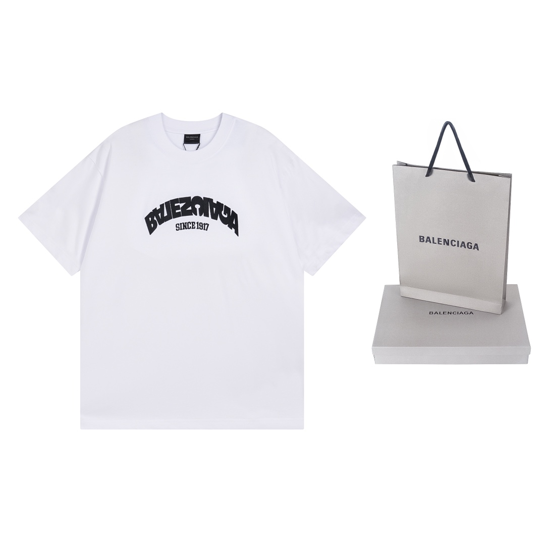 Balenciaga clothing-200