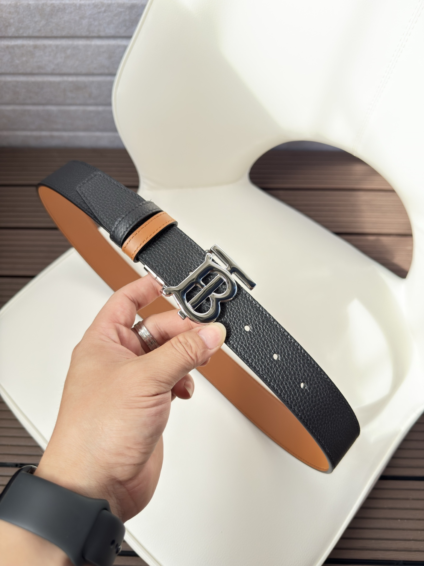Burberry belt-112