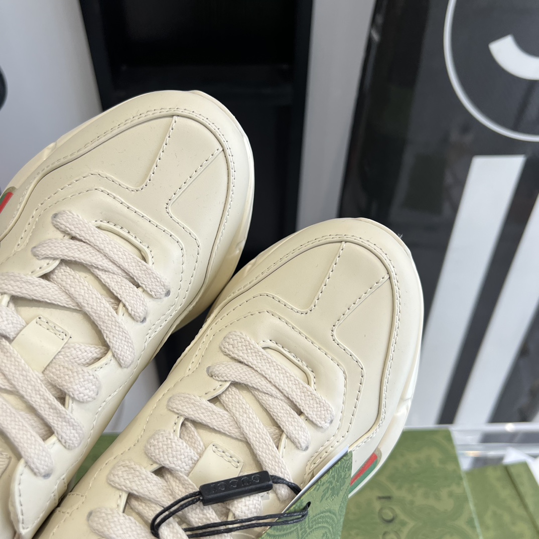 Gucci Sneakers-91