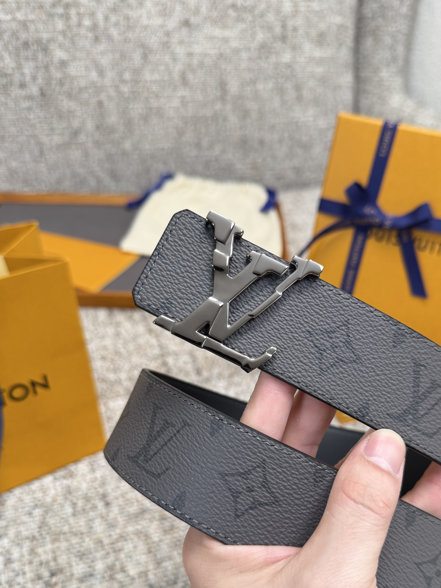 Lv belt-61