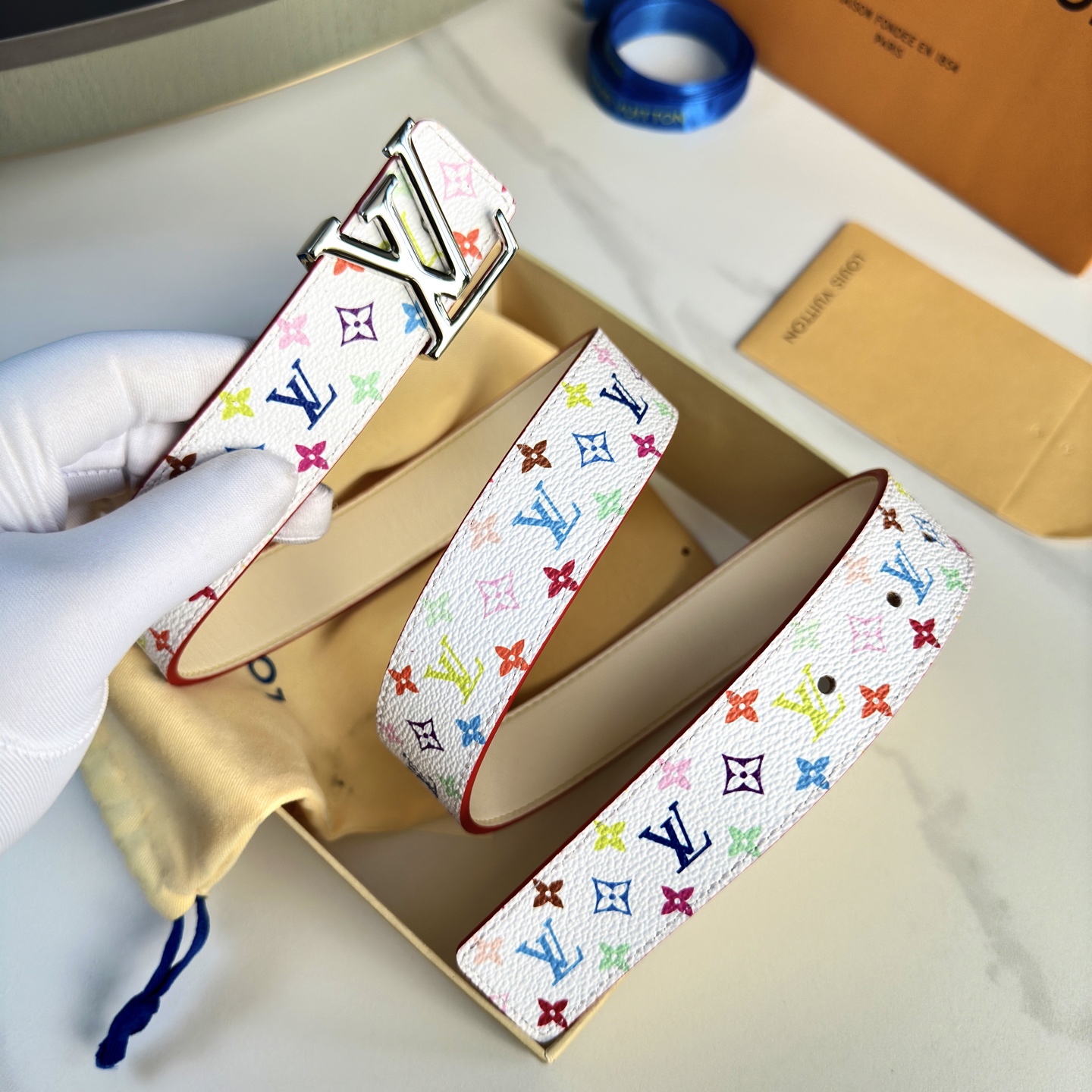 Lv belt-104