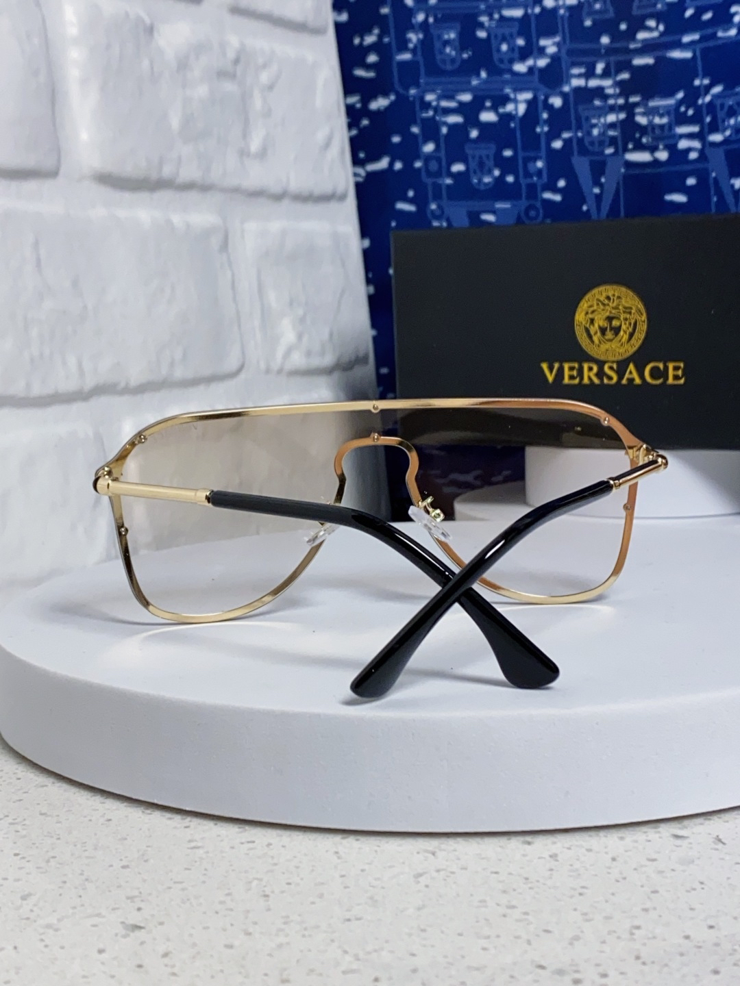 Versace glasses-16