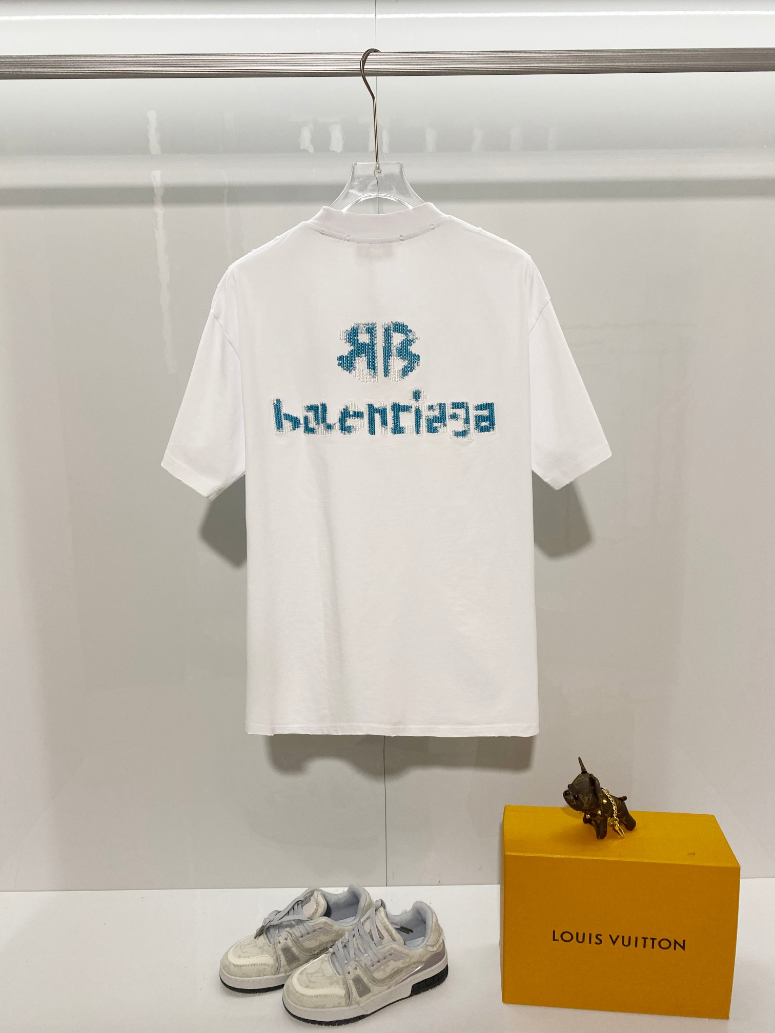 Balenciaga clothing-2