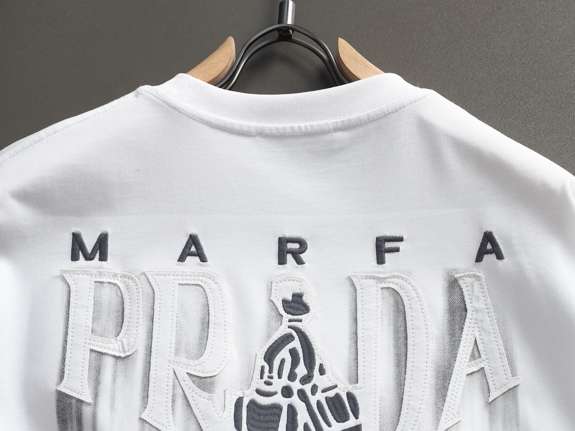 Prada clothing-199