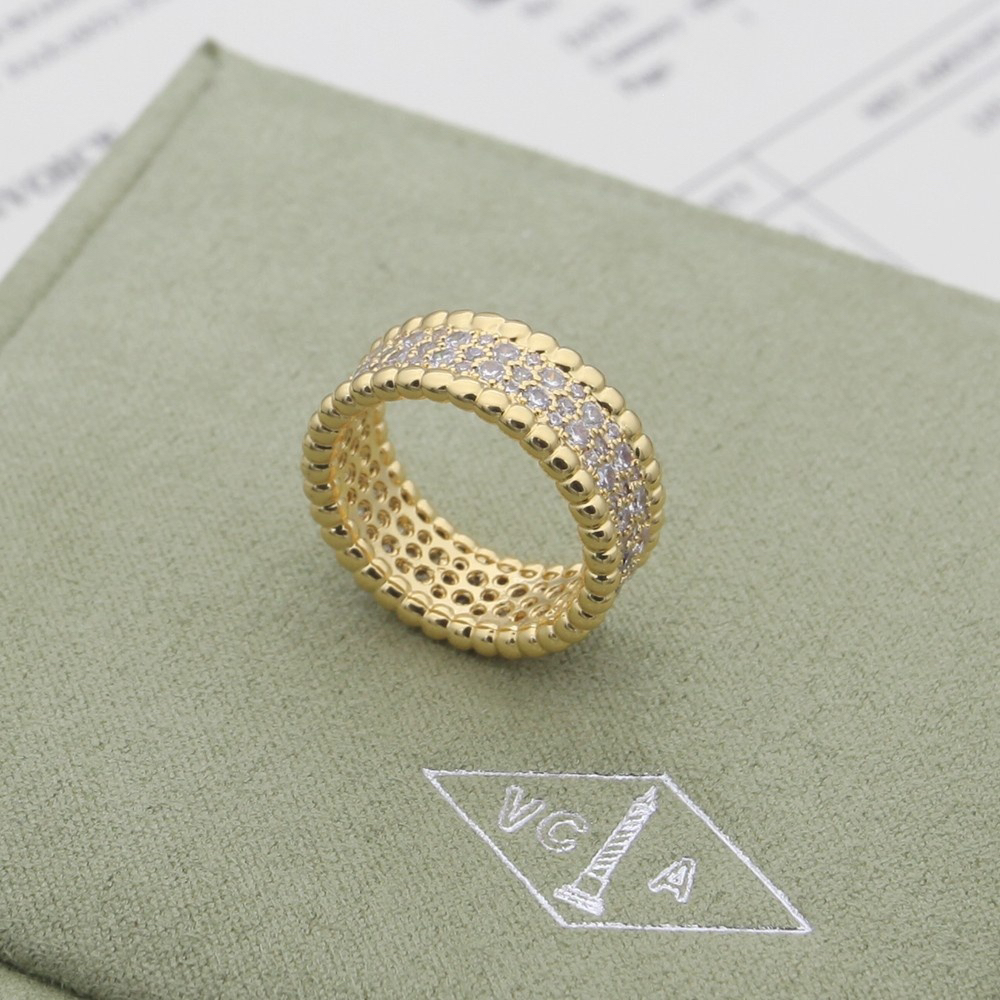 Van Cleef & Arpels ring-56