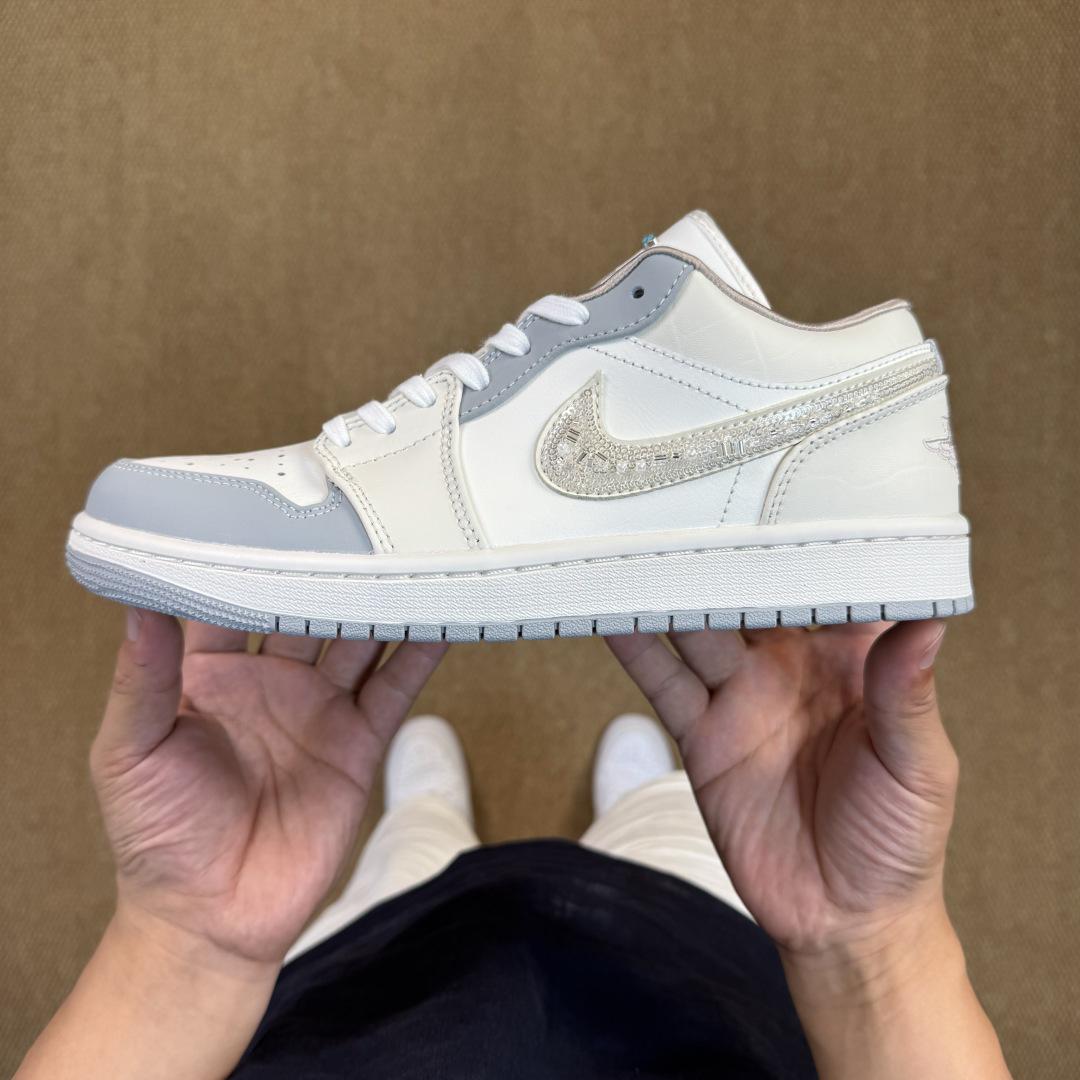 Nike Sneakers-261