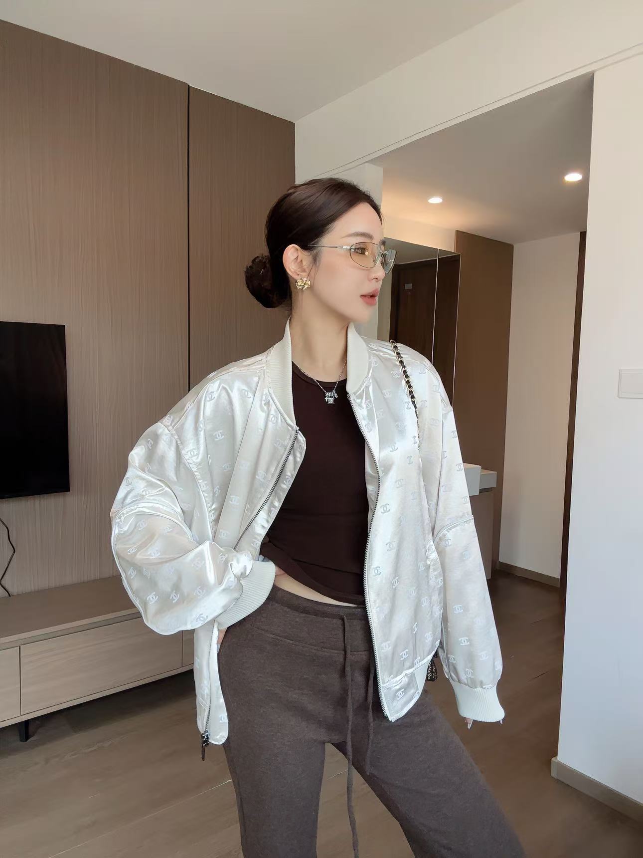 Chanel Clothing-200