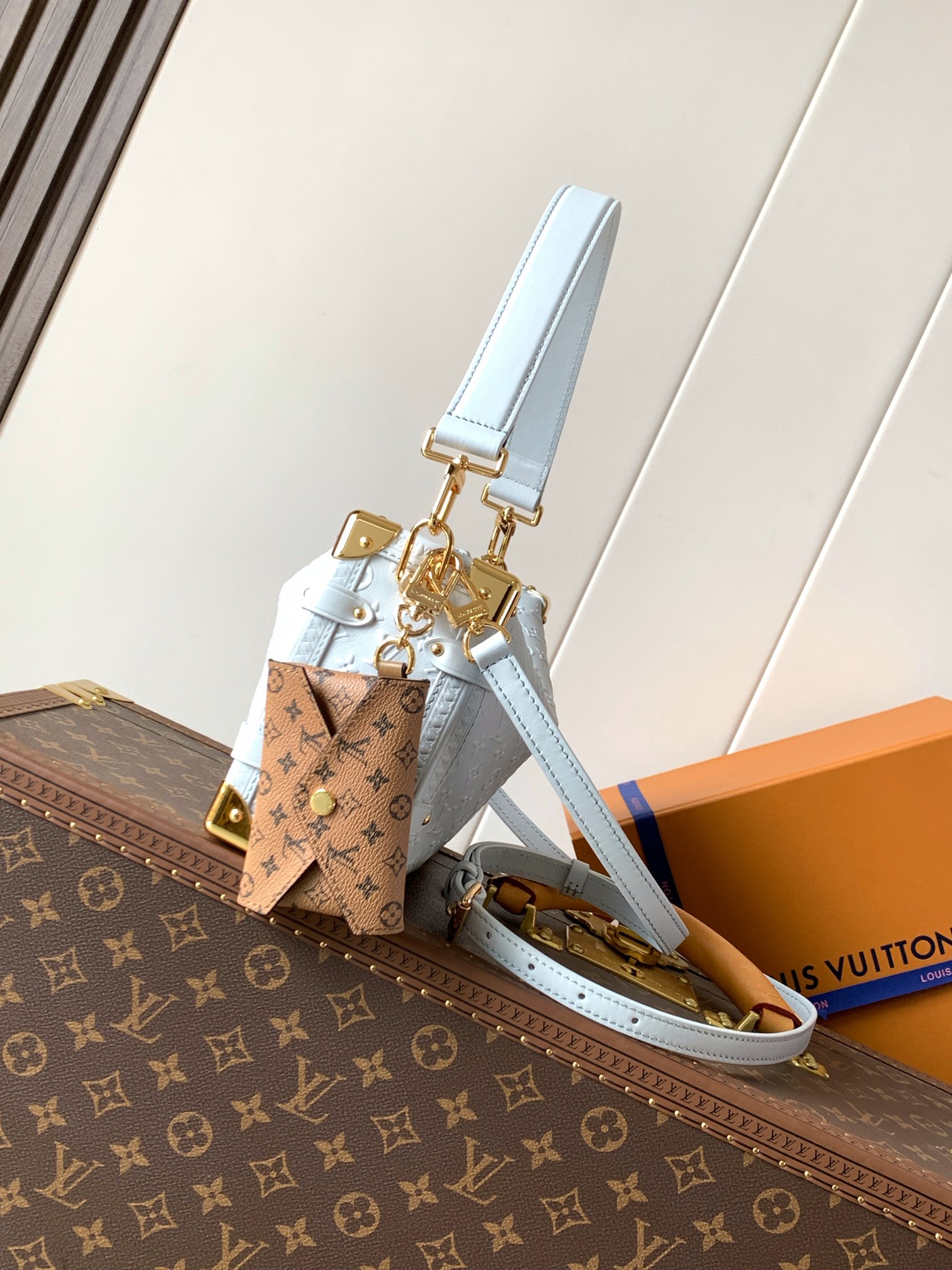 Louis Vuitton Hot New Product-166