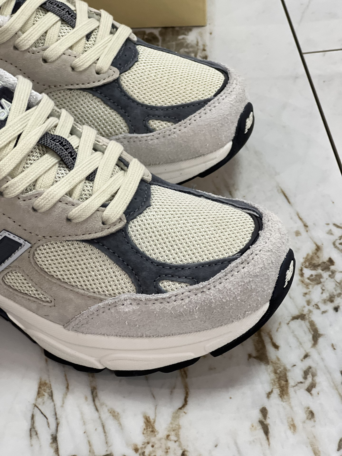 New Balance Sneakers-147