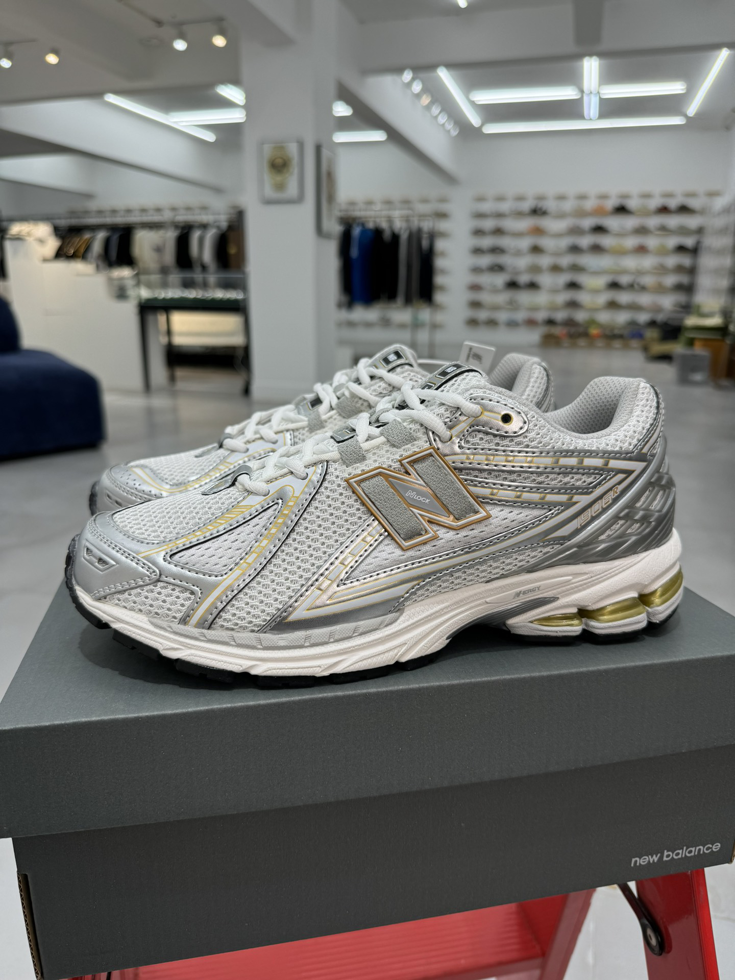 New Balance Sneakers-369