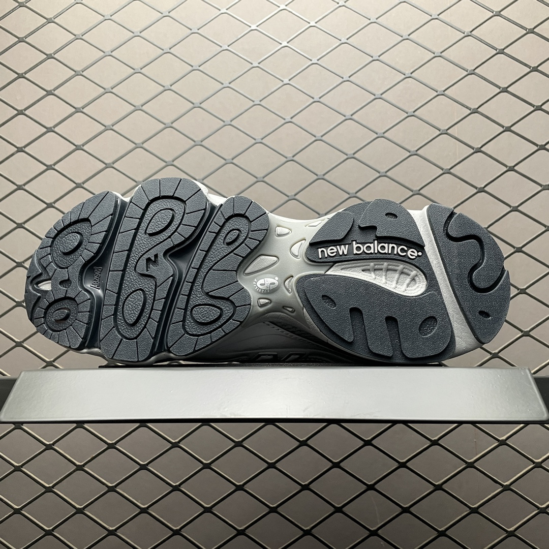 New Balance Sneakers-245