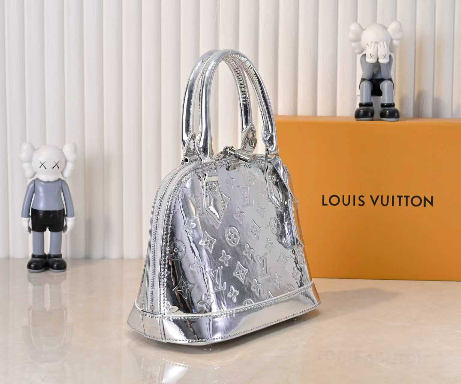 Louis Vuitton Hot New Product-133