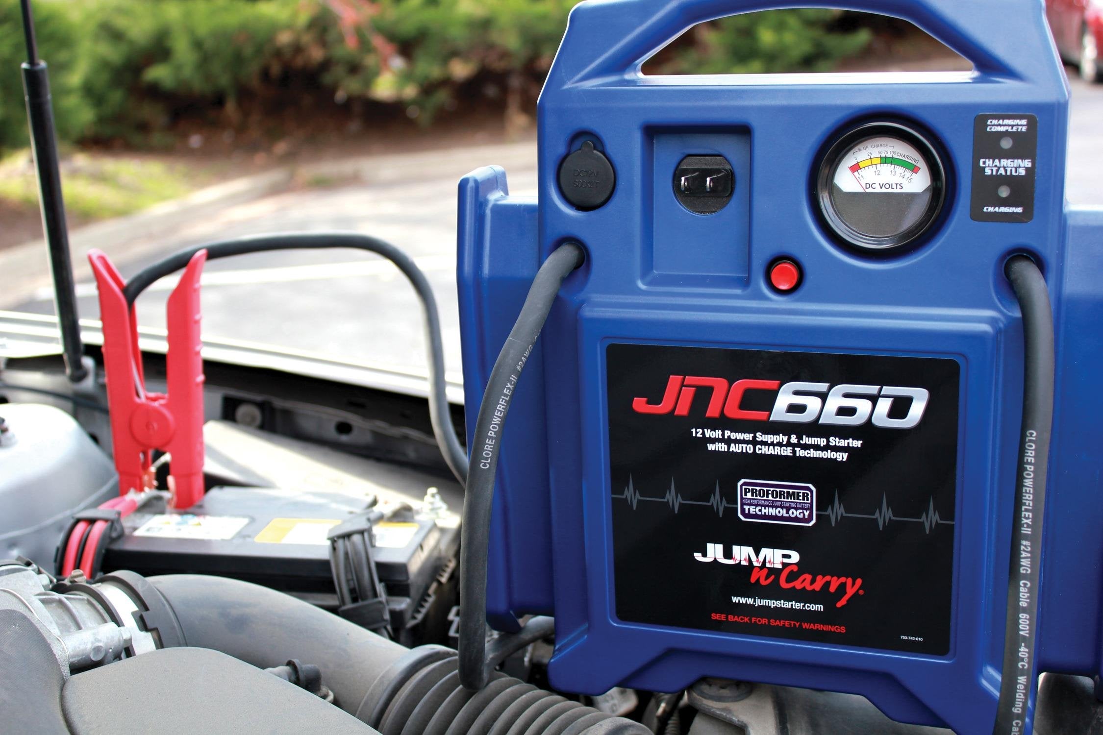 CLORE AUTOMOTIVE Jump-N-Carry JNC660 1700A 12V Jump Starter, Blue