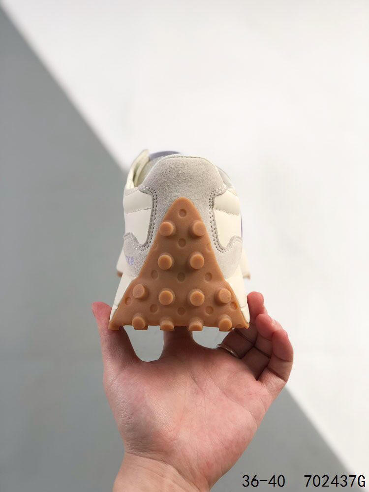 New Balance Sneakers-386