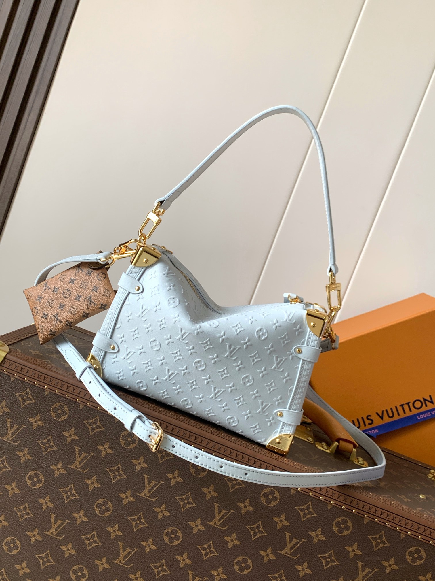 Louis Vuitton Hot New Product-166