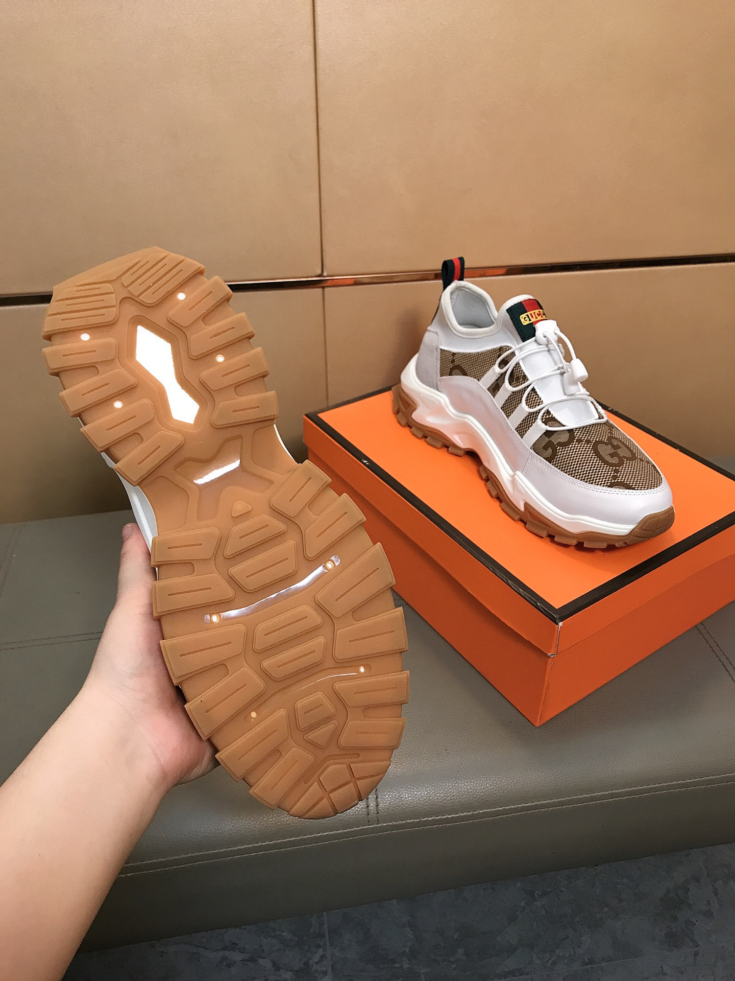 Gucci Sneakers-192