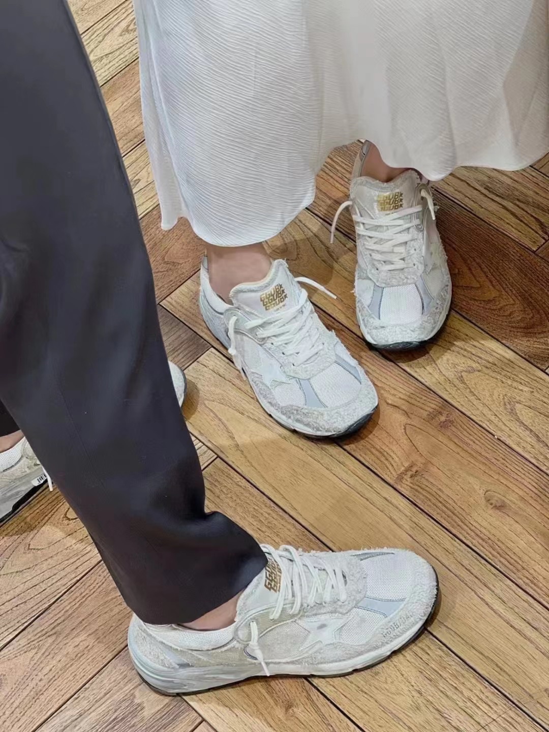 Golden Goose Sneakers-11