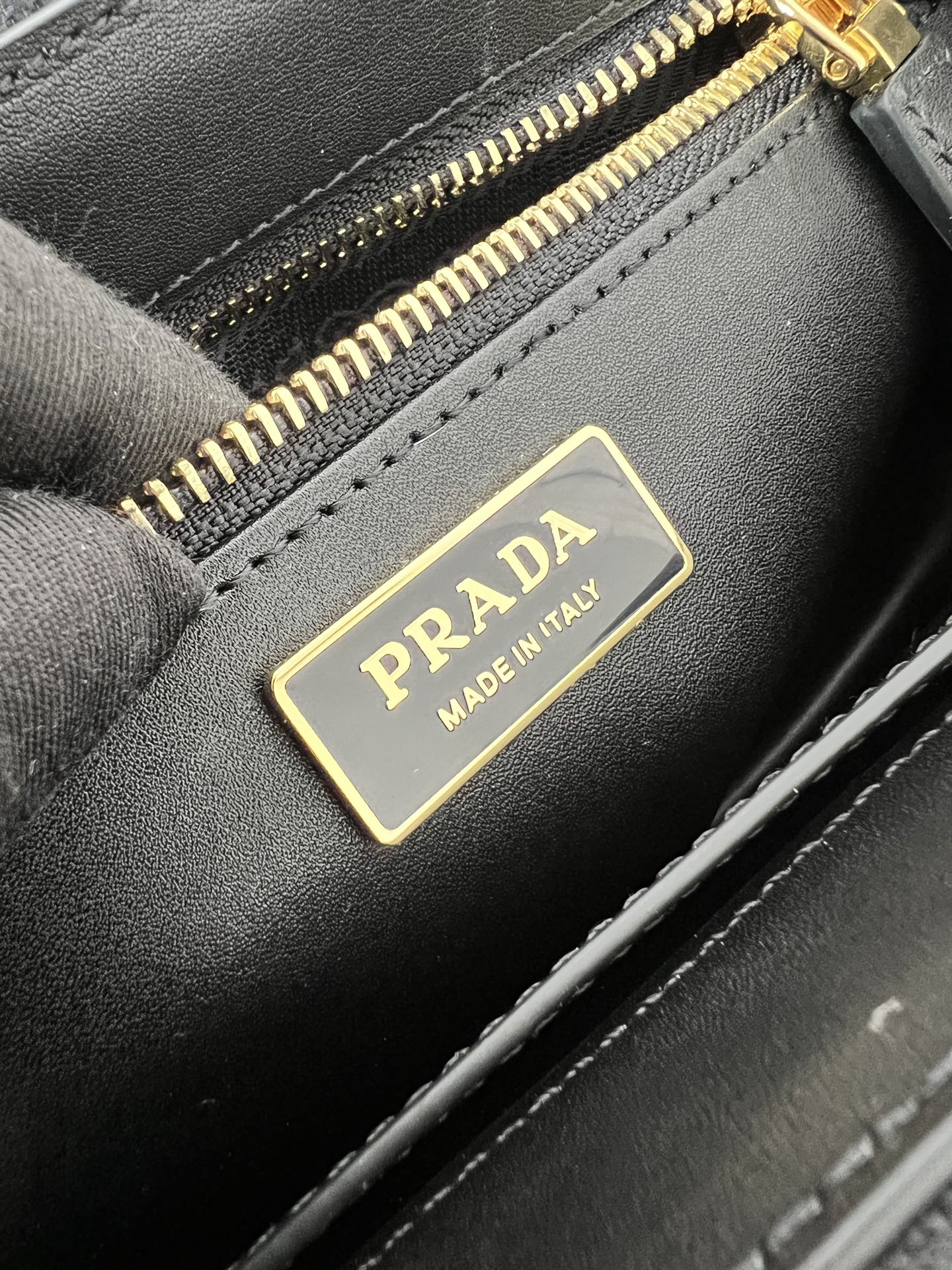 Prada Hot New Product-97