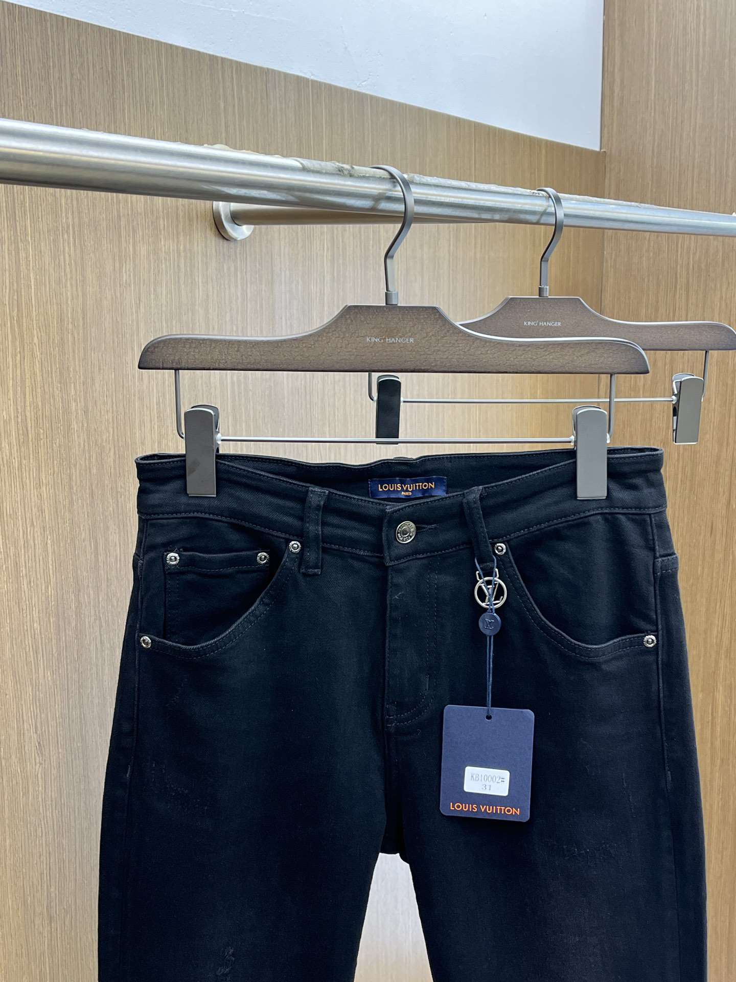 LV Clothing-24