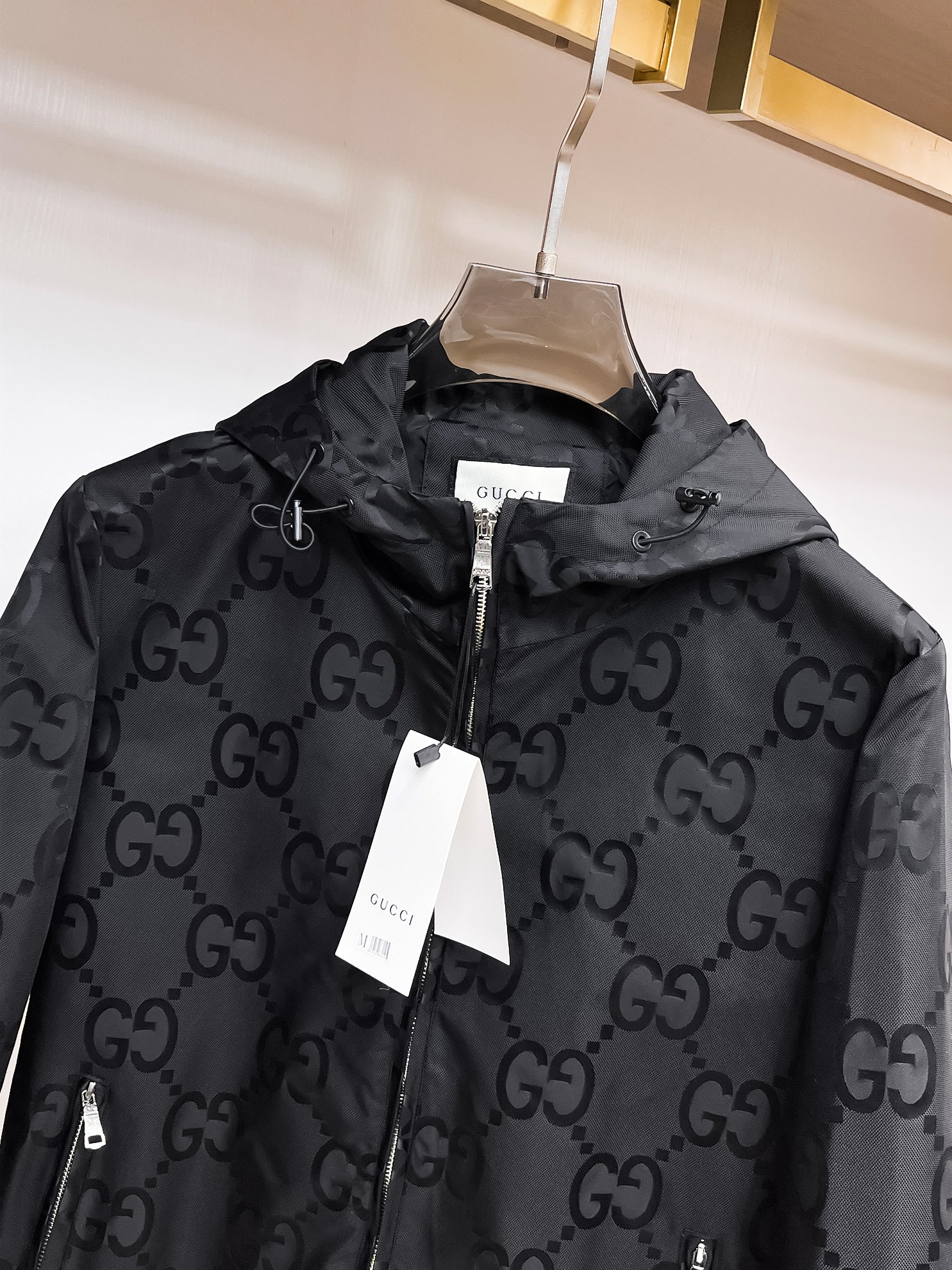 Gucci Clothing-173