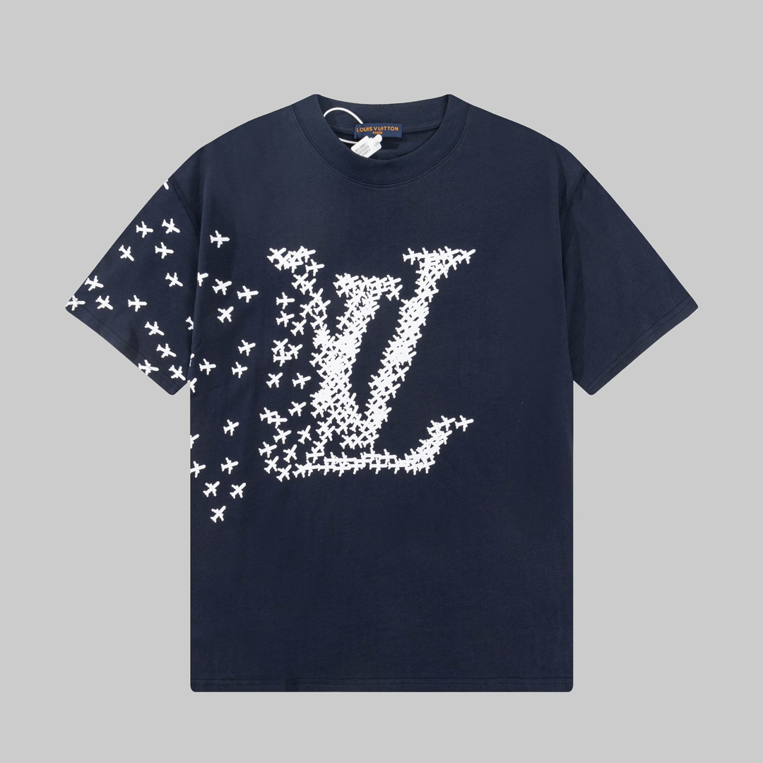 LV clothing-126